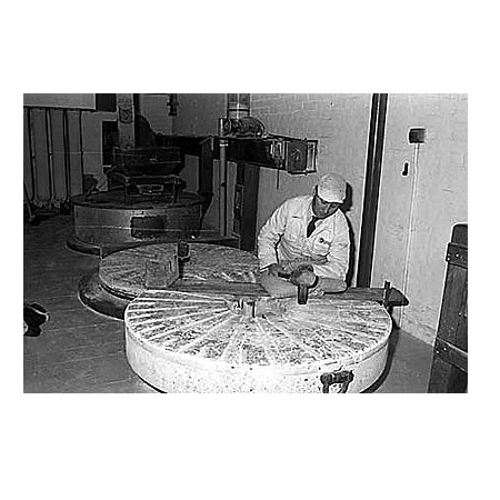 Stone Dressing at Saxlingham Thorpe April 1975